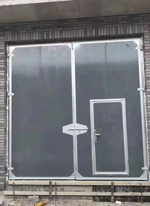 澄城工业平开门在大型设备制造车间的应用实例